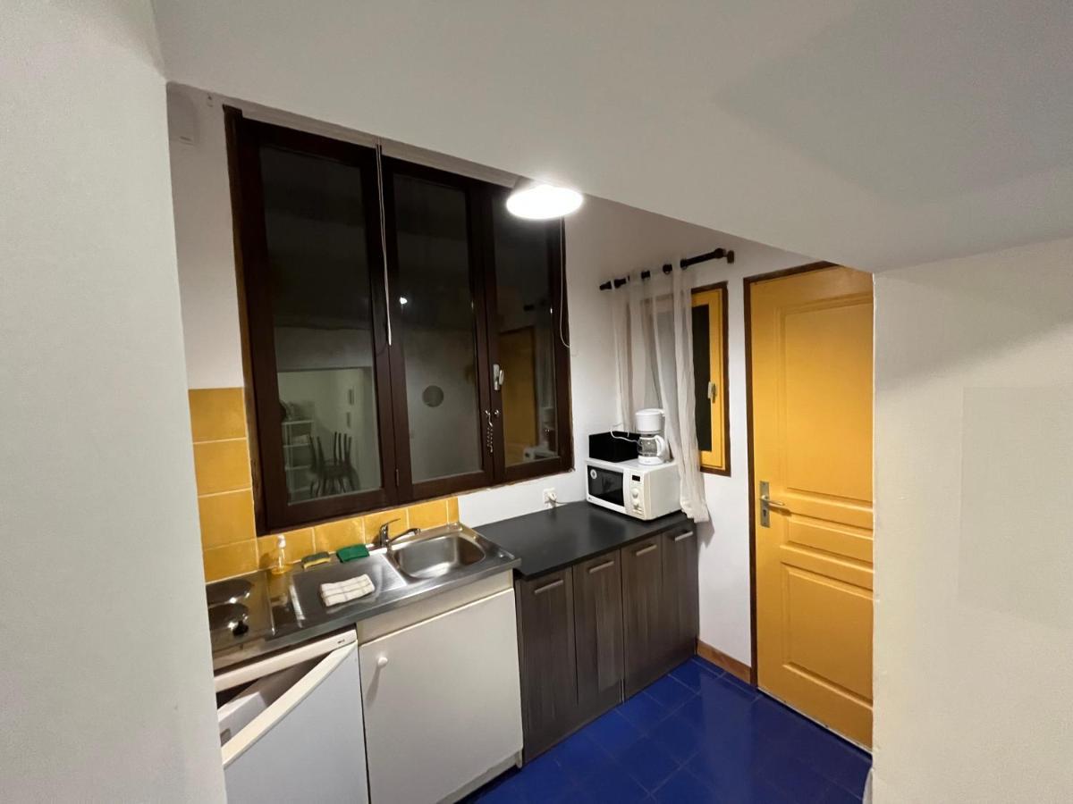 Studio T1 Cv - Calme Avec Cour มงต์เปอลิเยร์ ภายนอก รูปภาพ